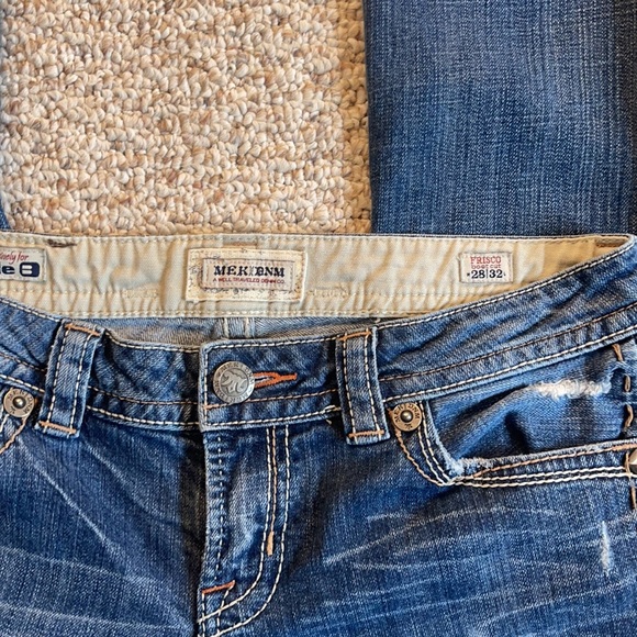 MEK Buckle Distressed Jeans - Picture 3 of 4